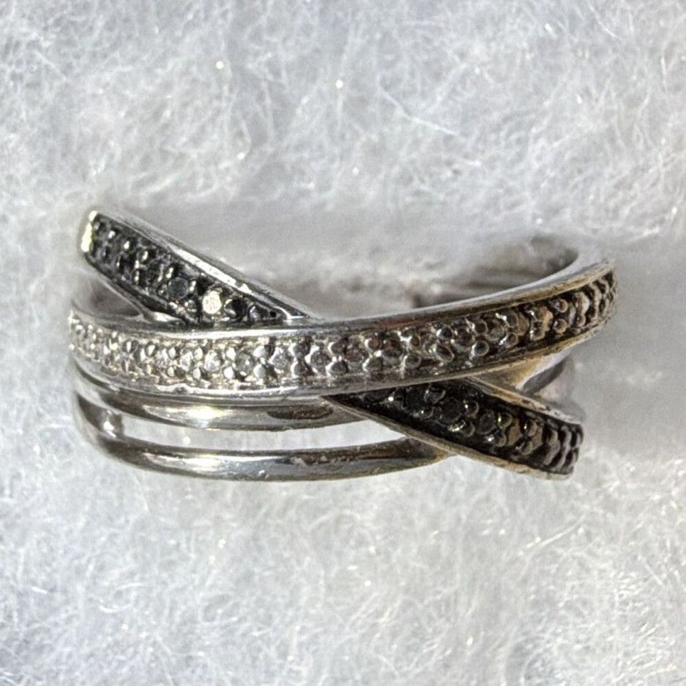 SUN 925 Sterling Silver Crisscross Band Ring Natural Round Diamond Accents